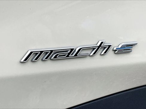Used 2025 Ford Mustang Mach-E Select w/ Comfort Package Lite RWD image 9