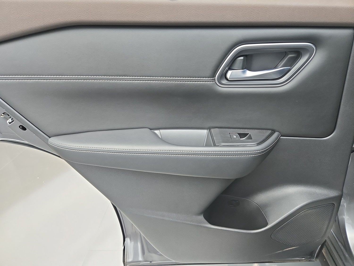 Used 2023 Nissan Rogue Platinum w/ Platinum Premium Package FWD image 20