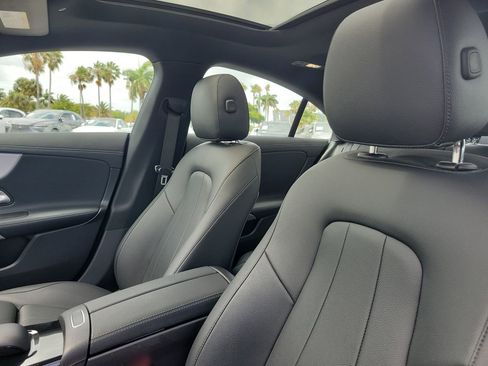 Used 2023 Mercedes-Benz CLA 250 image 22