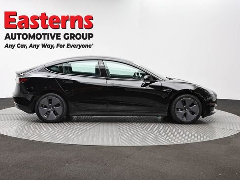 Used 2023 Tesla Model 3 Standard Range image 4