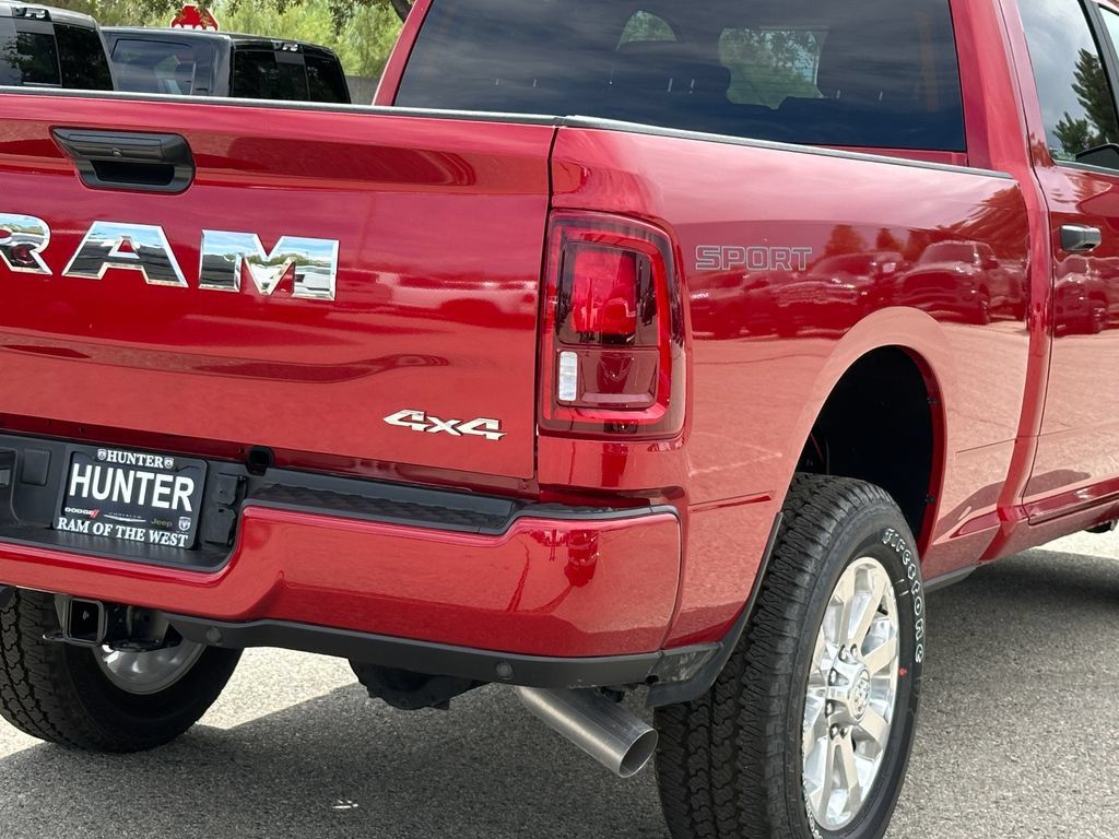 New 2026 RAM 2500 Big Horn AWD/4WD image 7