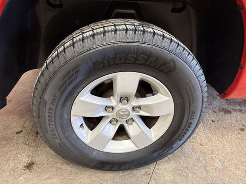 Used 2017 RAM 1500 Express image 11