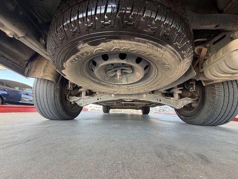 Used 2019 Ford Expedition XLT RWD image 23