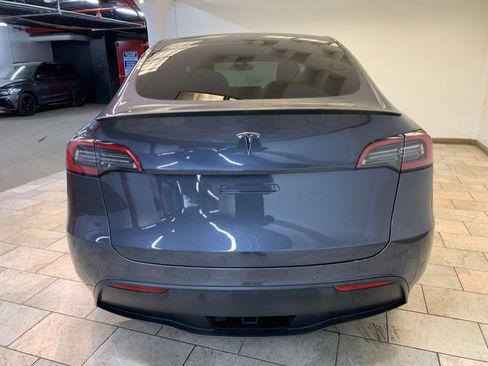 Used 2022 Tesla Model Y Performance image 6