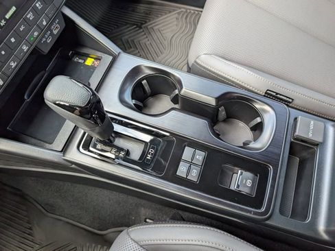 Used 2026 Subaru Outback Limited image 18