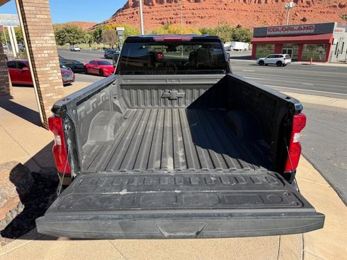 Used 2024 Chevrolet Silverado 2500 LT w/ Convenience Package image 20