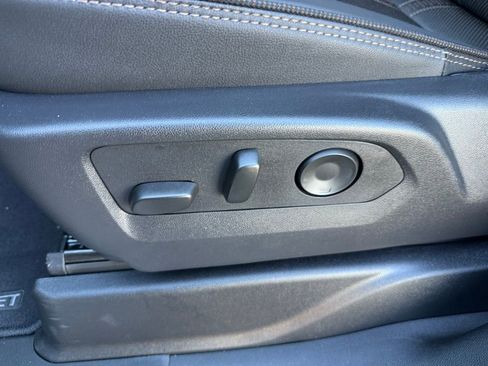 New 2026 Chevrolet Suburban High Country image 11