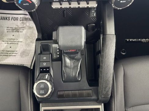 Used 2024 Toyota Tacoma TRD Sport image 20