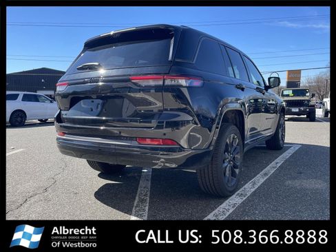 New 2026 Jeep Grand Cherokee Limited Reserve AWD/4WD image 5