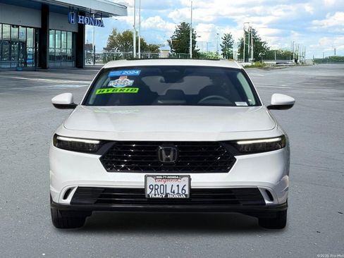 Certified 2024 Honda Accord EX image 16