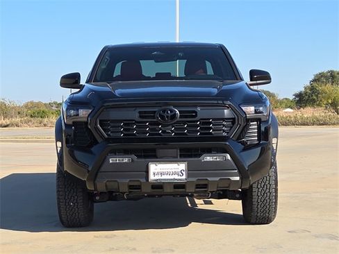 Used 2024 Toyota Tacoma TRD Off-Road image 2