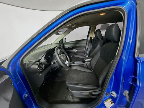 Used 2023 Nissan Kicks SV FWD image 13
