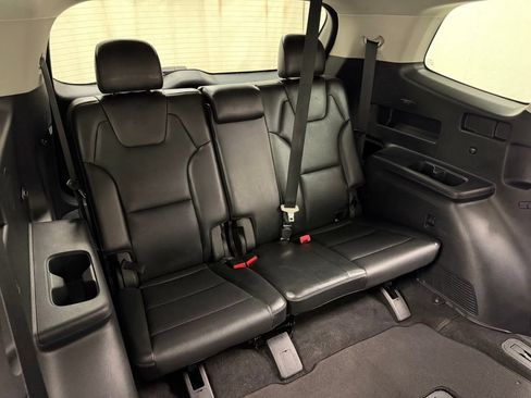 Used 2022 Kia Telluride S FWD image 16