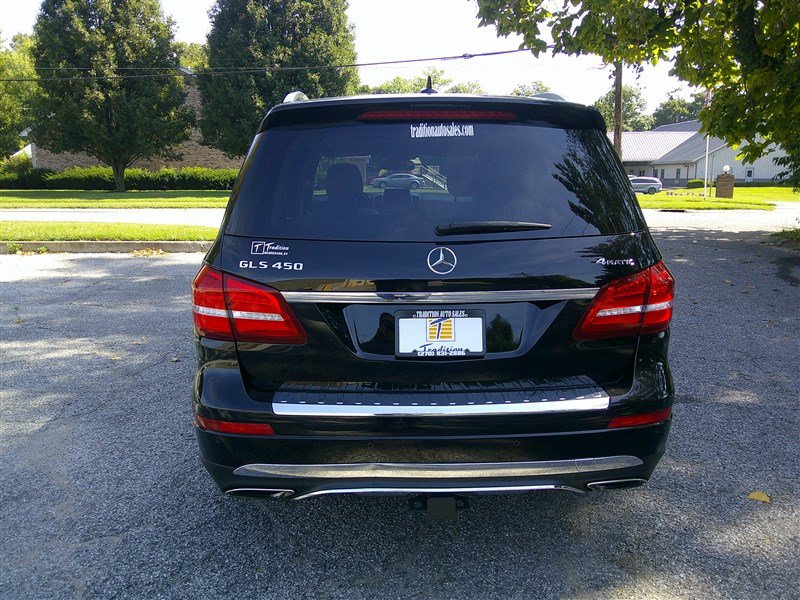 Used 2019 Mercedes-Benz GLS 450 4MATIC image 4