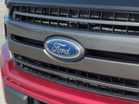 Used 2018 Ford F150 XLT w/ Equipment Group 302A Luxury image 14