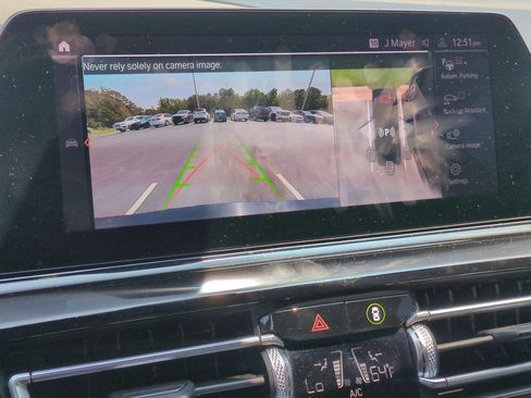 Used 2021 BMW M850i xDrive Coupe w/ Driving Assistance Package AWD/4WD image 25