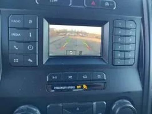 Used 2018 Ford F150 XL w/ Equipment Group 101A Mid image 14