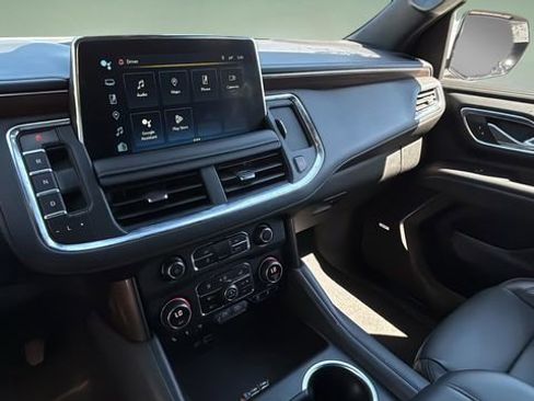 Used 2023 Chevrolet Tahoe High Country image 25