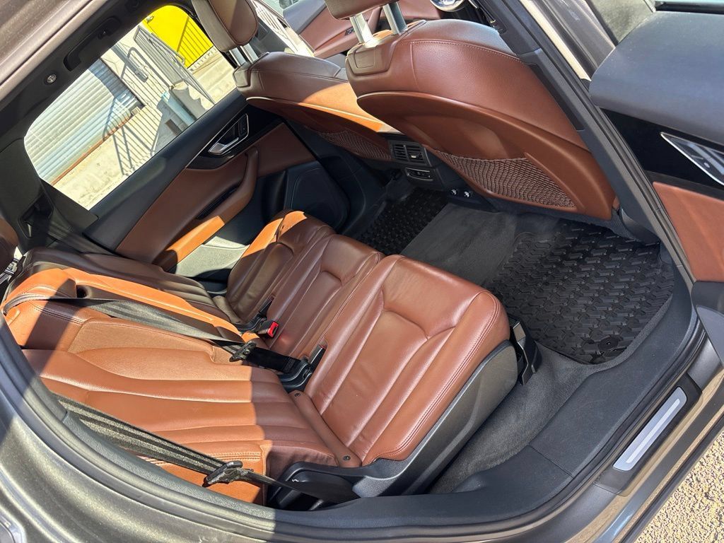 Used 2019 Audi Q7 3.0T Premium w/ Convenience Package AWD/4WD image 29