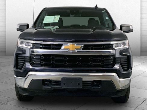 Used 2023 Chevrolet Silverado 1500 LT AWD/4WD image 2
