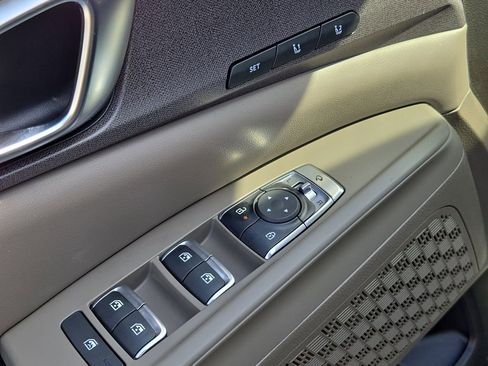 New 2026 Kia Carnival SX image 16