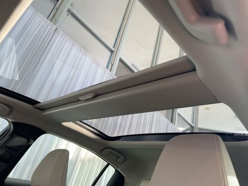 Used 2025 Toyota Prius Limited image 16