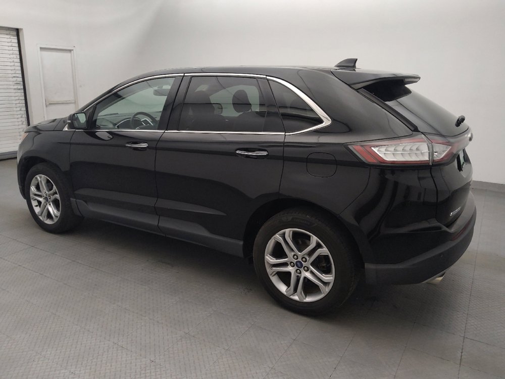 Used 2018 Ford Edge Titanium w/ Equipment Group 301A FWD image 3