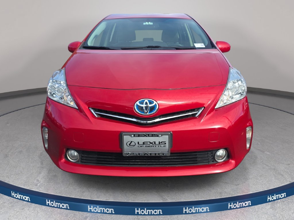 Used 2014 Toyota Prius V Five FWD image 3