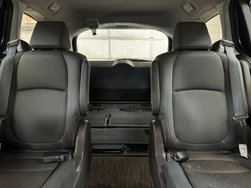 Used 2021 Honda Odyssey EX image 15