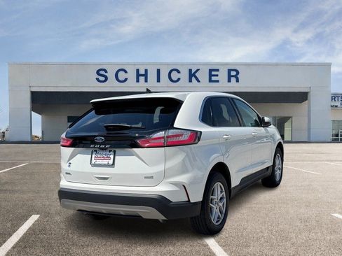 Used 2023 Ford Edge SEL w/ Convenience Package AWD/4WD image 3