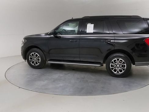 Certified 2023 Ford Expedition XLT AWD/4WD image 17