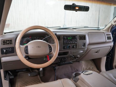 Used 2002 Ford F350 Lariat image 11