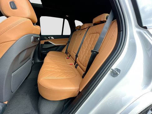 New 2026 BMW X5 sDrive40i w/ M Sport Package image 19