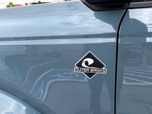 Used 2023 Ford Bronco Outer Banks AWD/4WD image 11