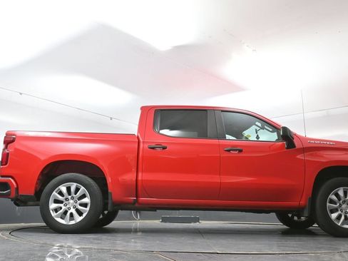 Used 2019 Chevrolet Silverado 1500 Custom w/ Infotainment Package AWD/4WD image 23