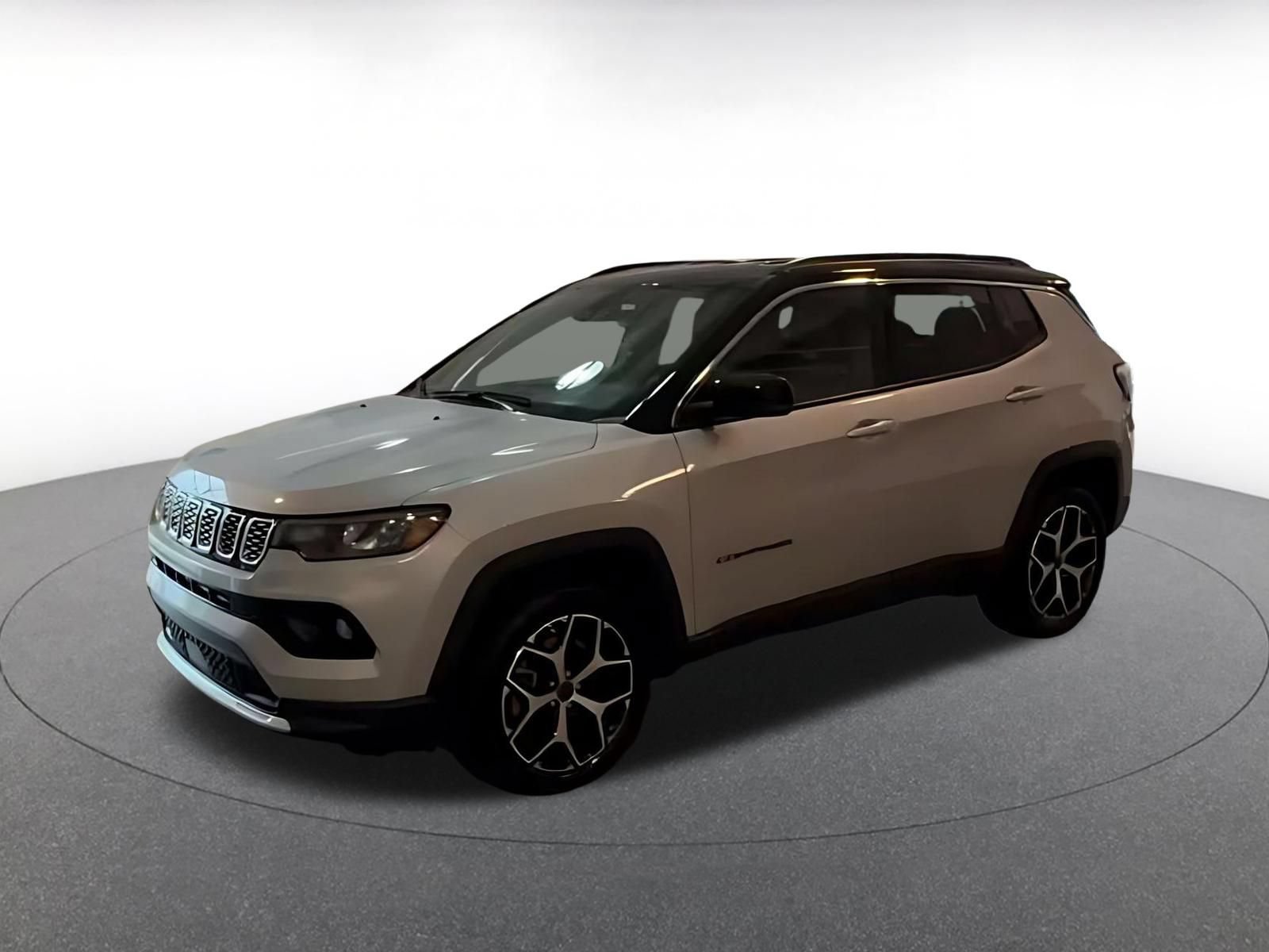 Used 2025 Jeep Compass Limited AWD/4WD image 7