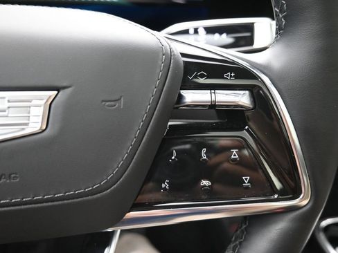 Used 2026 Cadillac Lyriq Signature Luxury w/ Nappa Leather Package AWD/4WD image 15