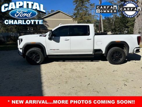 Used 2025 GMC Sierra 2500 AT4 w/ AT4 Premium Plus Package image 3
