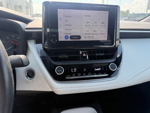 Used 2023 Toyota Corolla SE FWD image 10