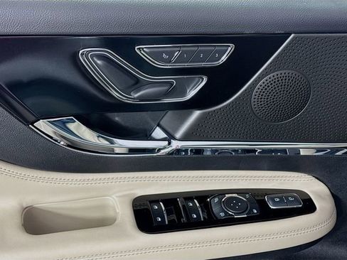 New 2026 Lincoln Corsair Premiere FWD image 19