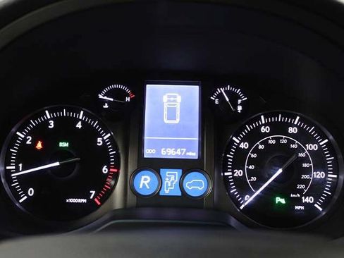 Used 2019 Lexus GX 460 Premium AWD/4WD image 12
