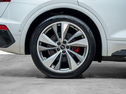 Used 2021 Audi SQ5 Prestige w/ Prestige Package image 25