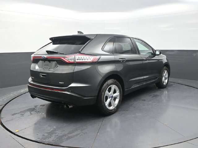 Used 2017 Ford Edge SE w/ Cargo Accessory Package AWD/4WD image 8