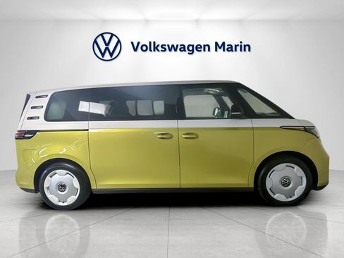 New 2025 Volkswagen ID. Buzz 1st Edition image 6