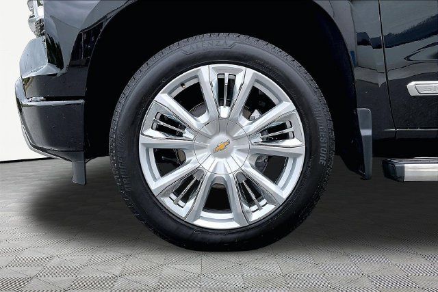 Used 2024 Chevrolet Silverado 1500 High Country AWD/4WD image 22