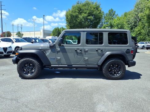 Used 2023 Jeep Wrangler Unlimited w/ Sun & Screen Package AWD/4WD image 3