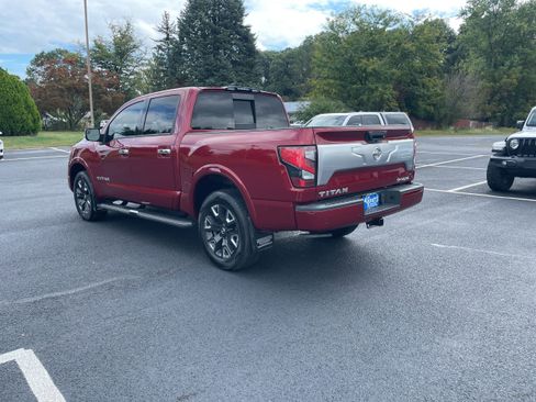 Used 2022 Nissan Titan Platinum Reserve w/ Moonroof Package image 4
