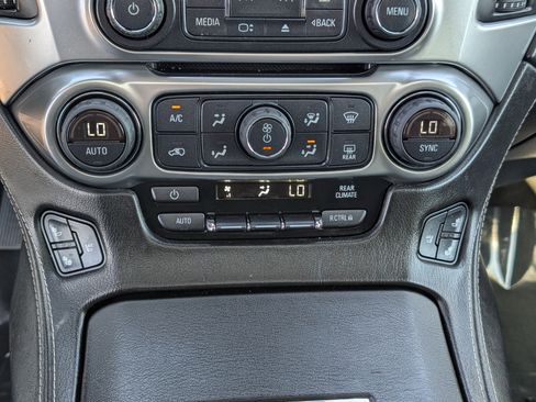 Used 2016 Chevrolet Suburban LTZ image 35