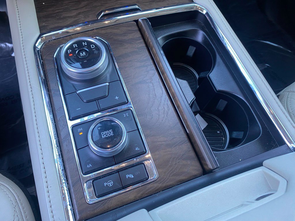 Used 2021 Ford Expedition Platinum AWD/4WD image 27