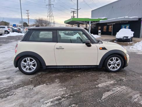 Used 2013 MINI Cooper Hardtop image 5